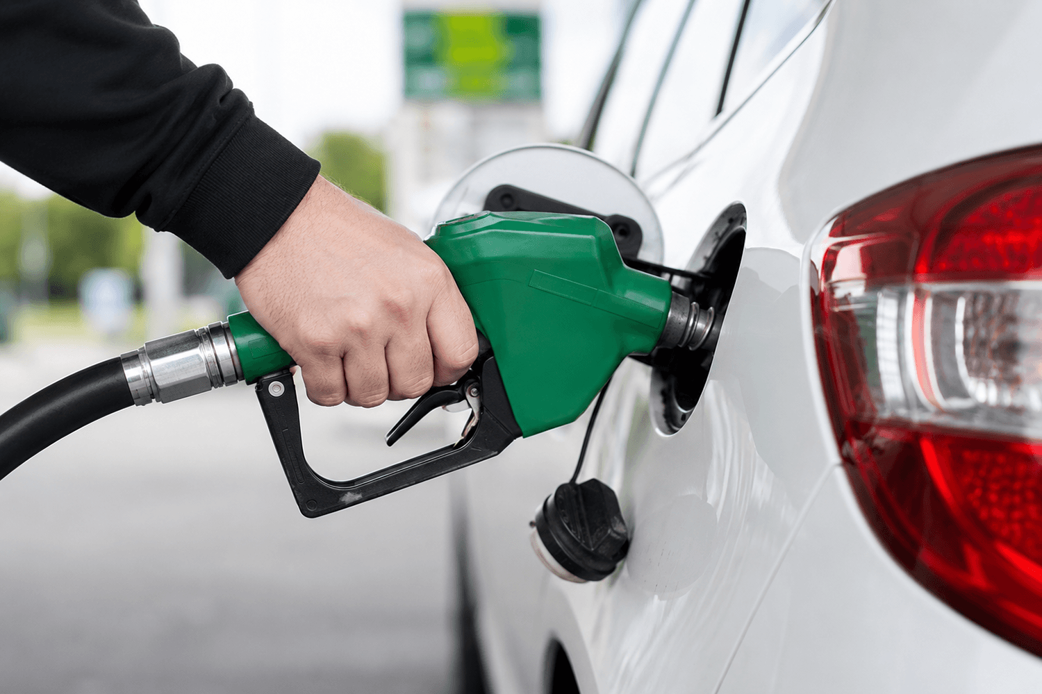 Fuel pumping into a car