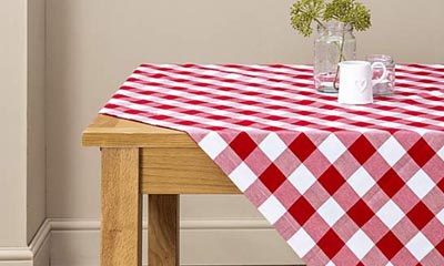 Free Gingham Tablecloths