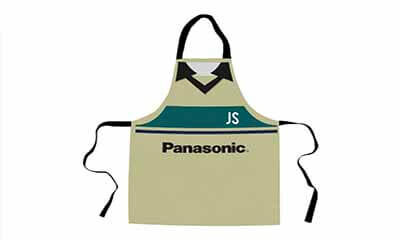 Free Panasonic Oven Gloves and Aprons