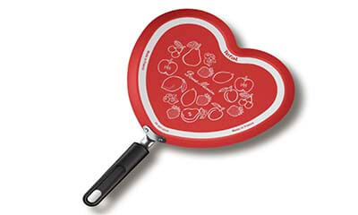 Free Tefal heart-shaped Crêpe Pan